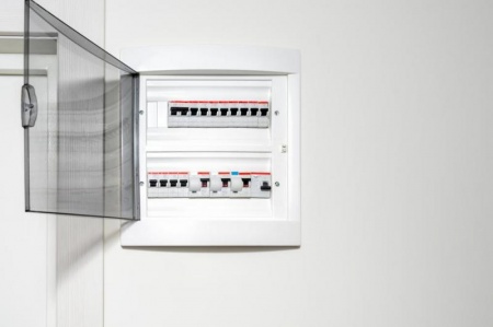 R&eacute;paration &eacute;lectrique : diagnostic et solutions pour votre s&eacute;curit&eacute;